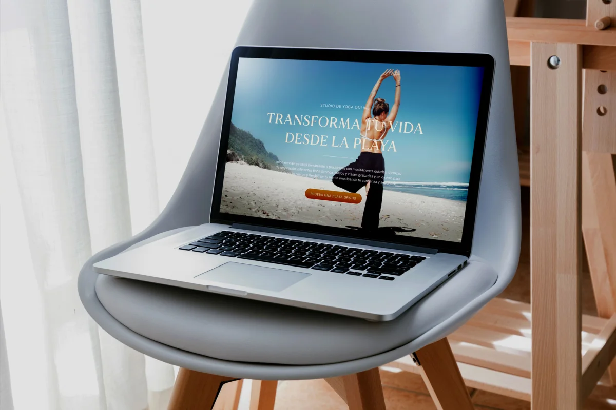 Plataforma Muvanayoga con suscripciones y clases en vivo